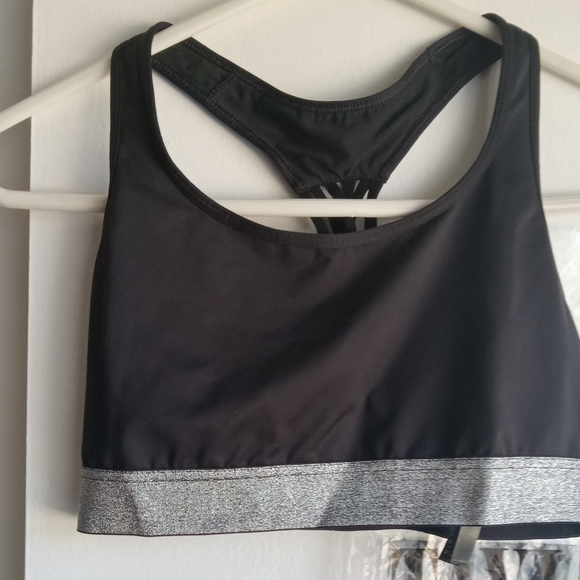 2 EUC GIRLS M SPORTS BRA - Picture 2 of 6